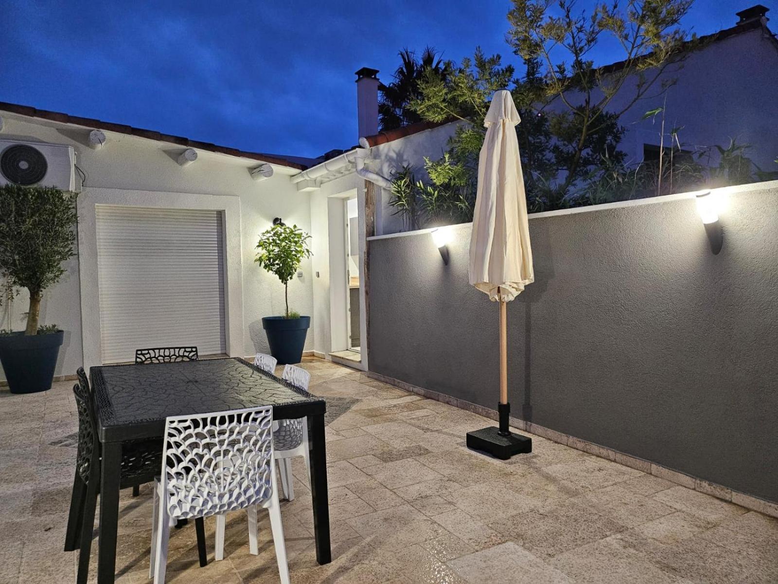 Hébergement de vacances Agreable Avec Terrasse *